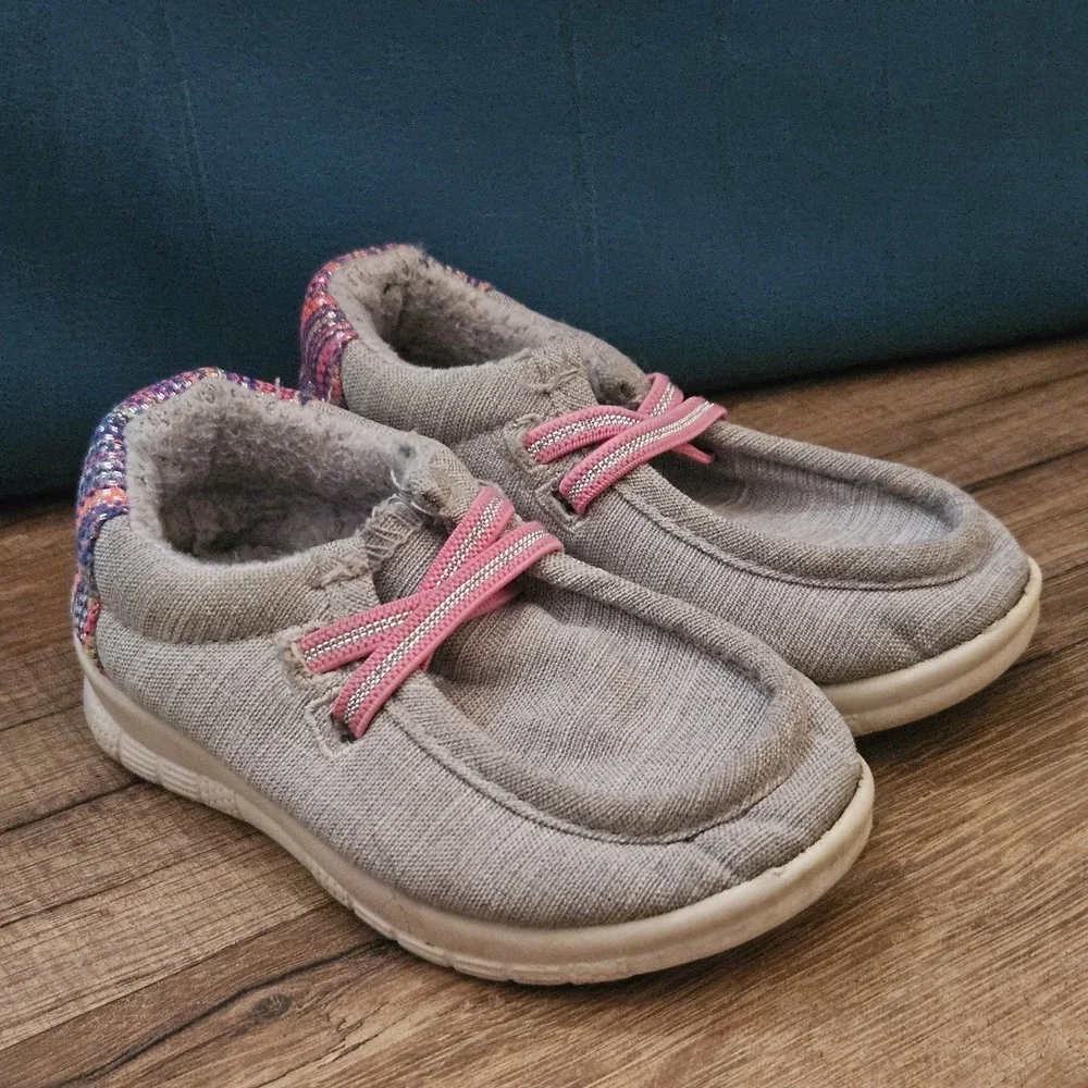 Bumble &‎ Birdie Toddler Girls Size 6 Gray Fleece Lined Slip On Shoes Pink